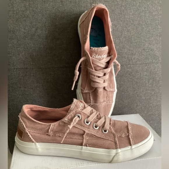 BLOWFISH Malibu Maxine pink canvas sneakers sz 7.5 EUC - Picture 1 of 10